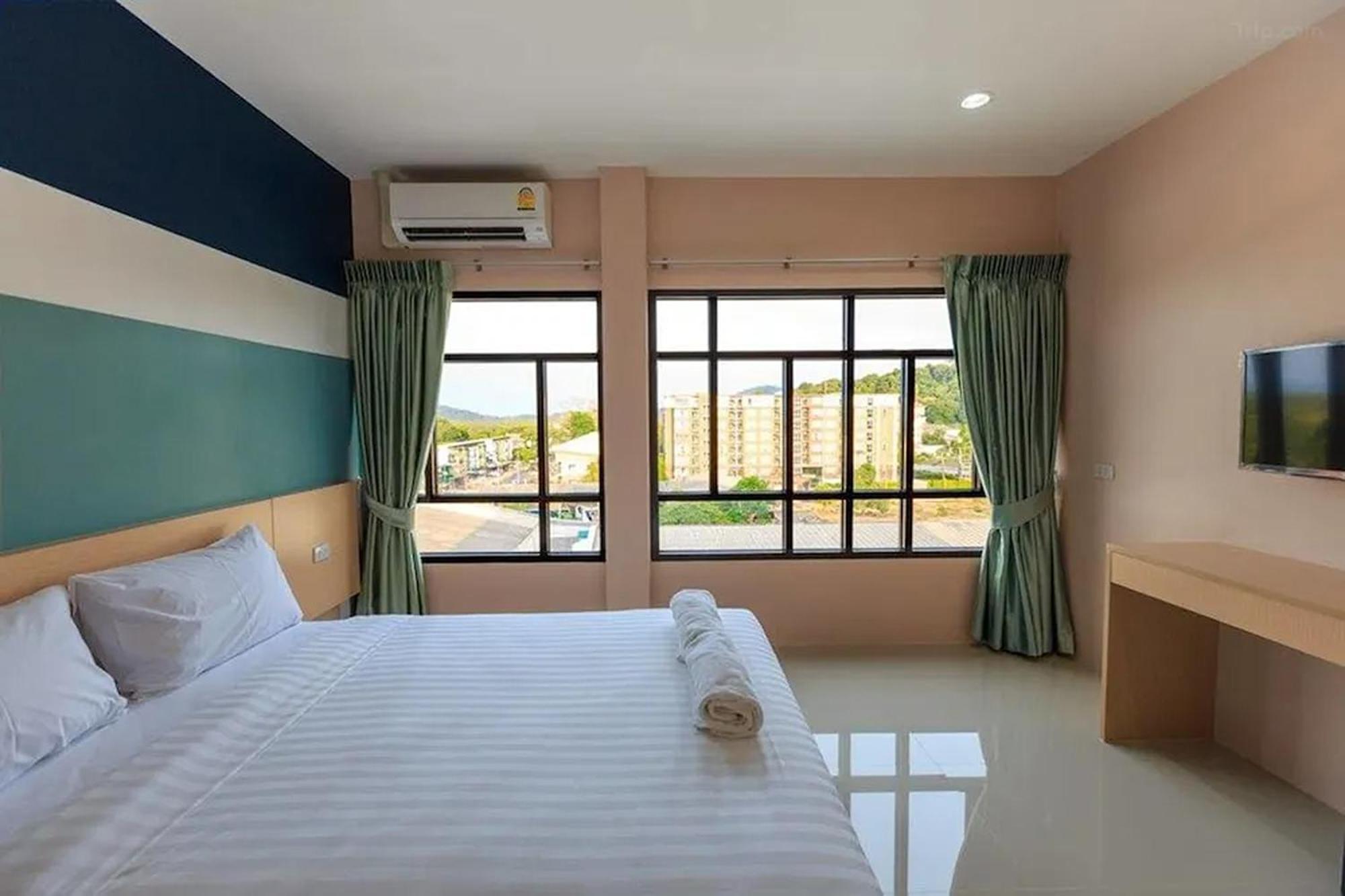 Jj Residence Phuket Town Kültér fotó