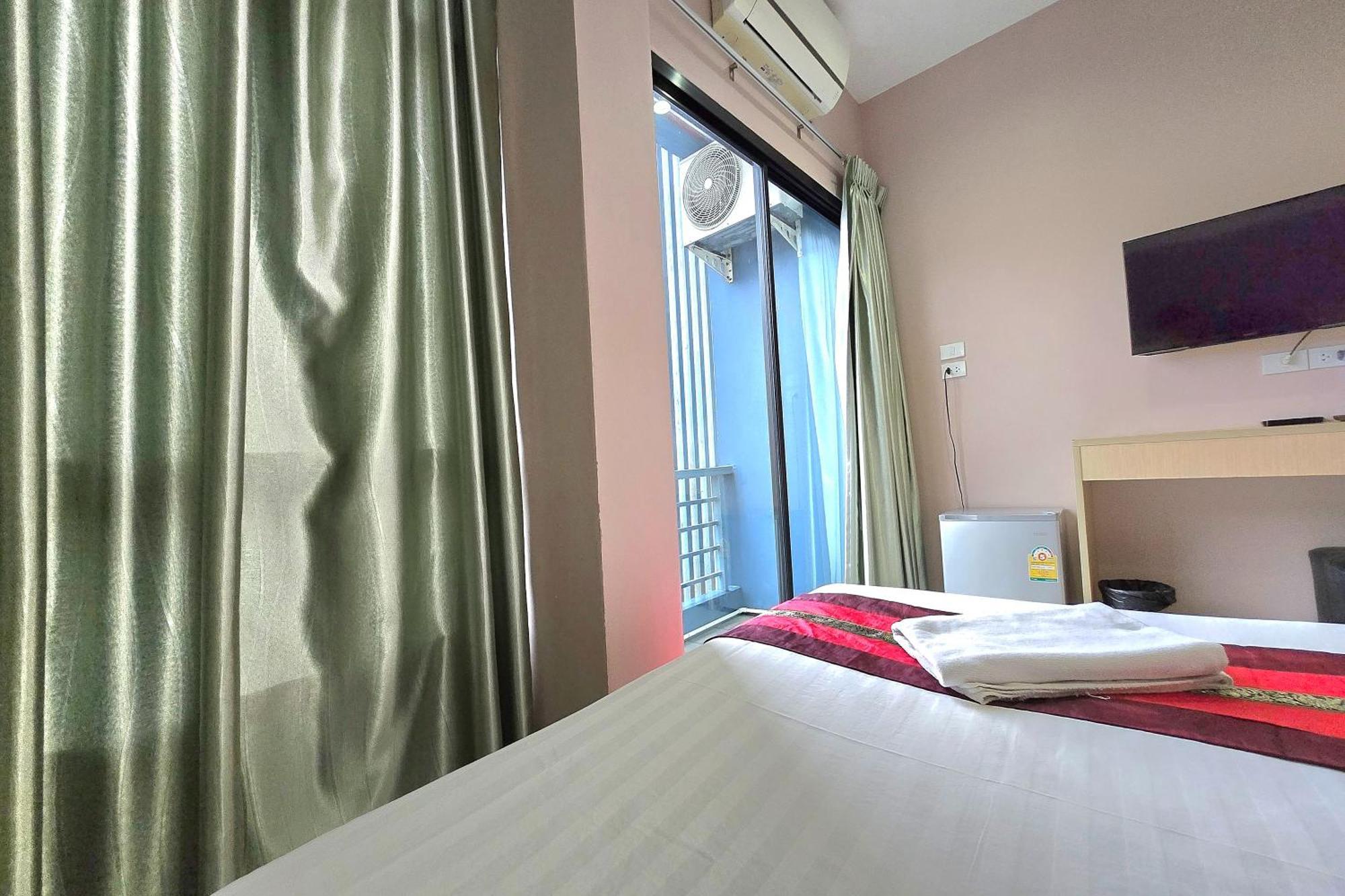 Jj Residence Phuket Town Kültér fotó